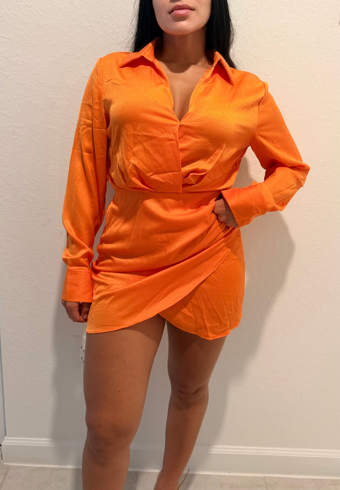 V cut dress with cross slit