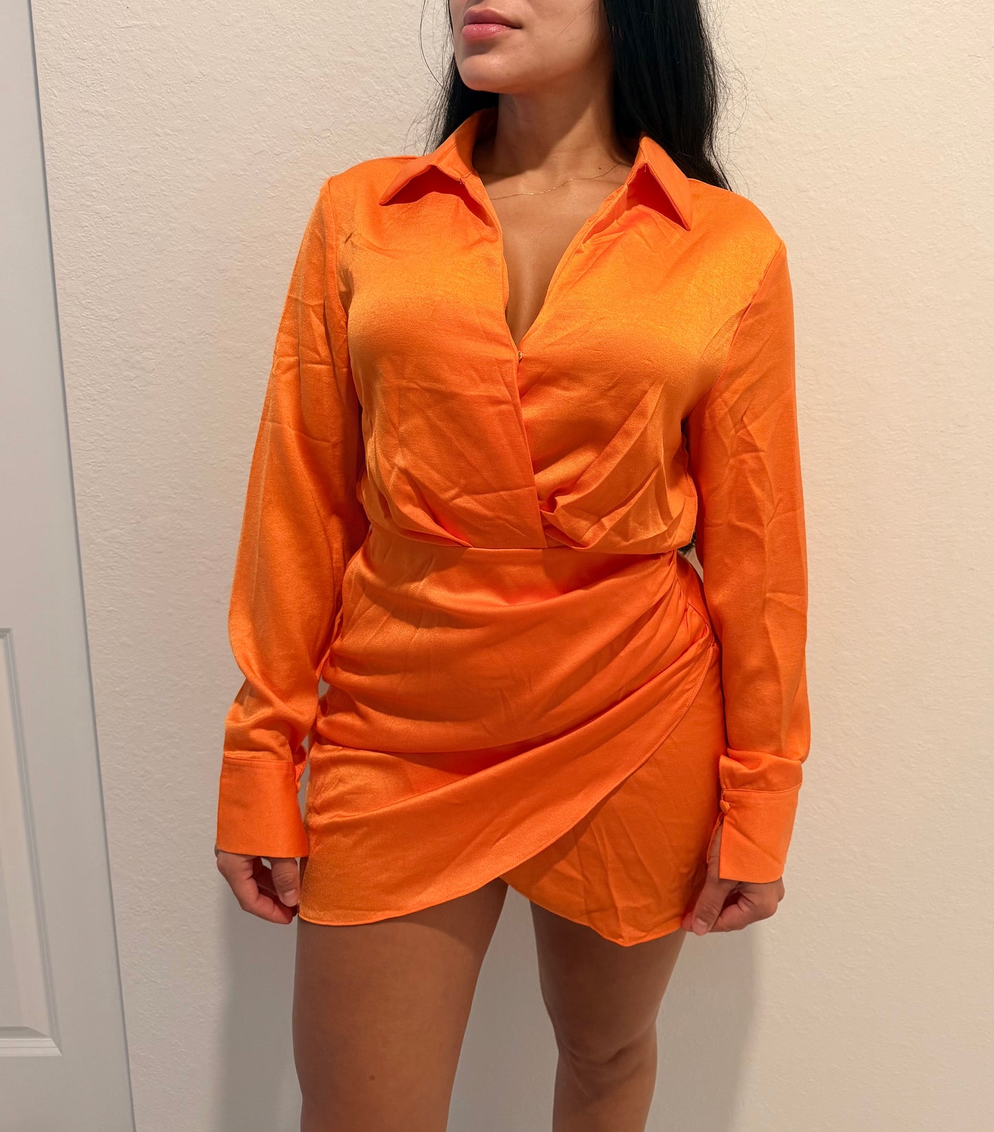 V cut dress with cross slit